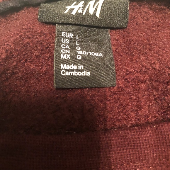 H & M Men’s Burgundy & Black Sweat Shirt Size M - Picture 4 of 4